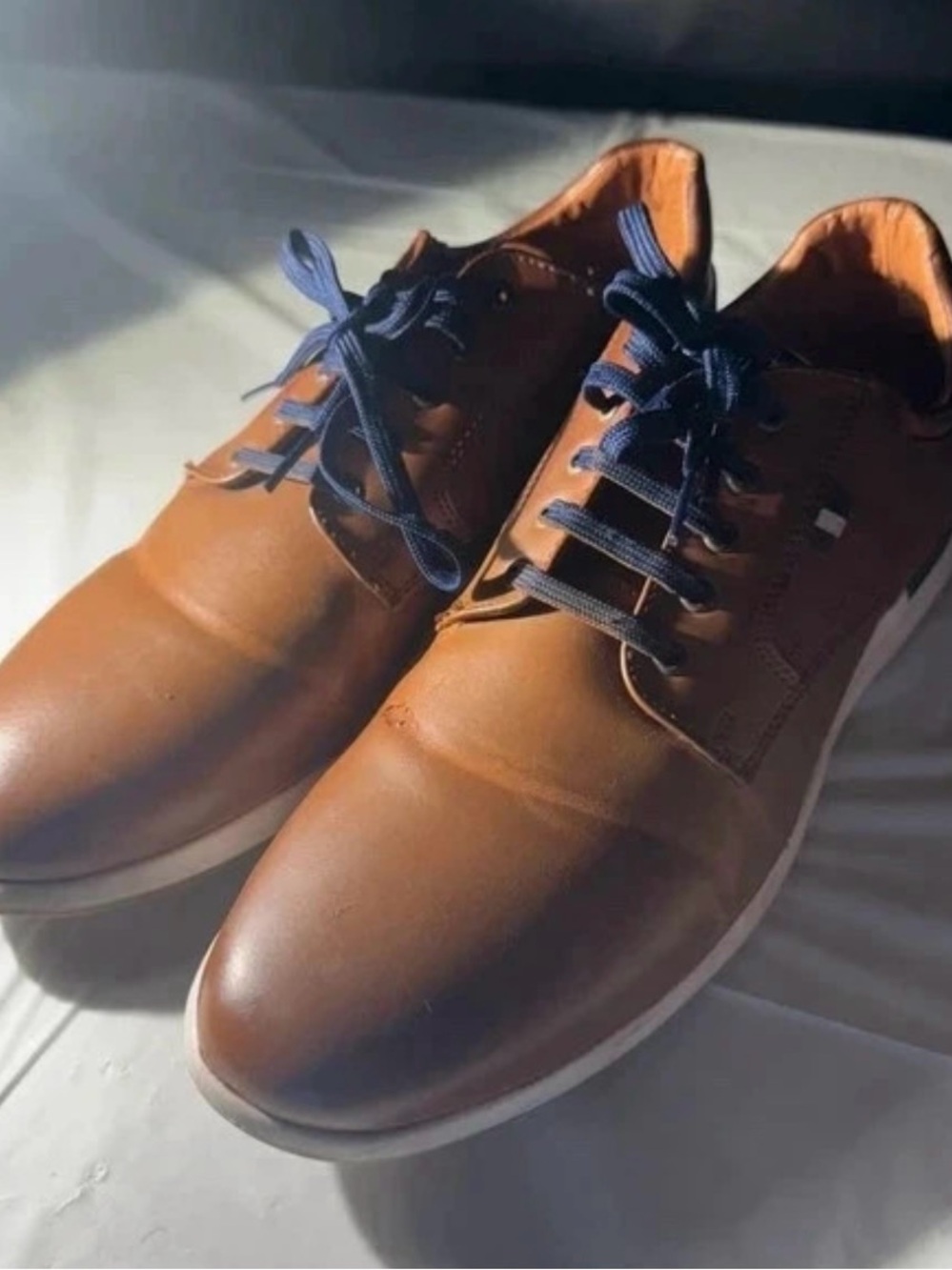 Christian Gallery Men’s Brown Oxford Shoes – Size 9 – EUC